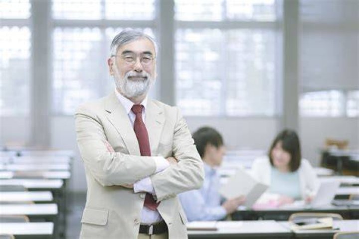 特任教授の制度イメージ（大学での役割や任期の考え方）